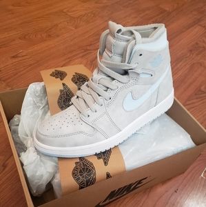 Women's Nike Air Jordan 1 High CMFT Sneakers